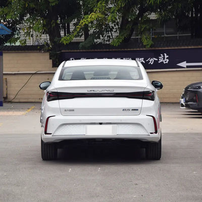 BEIJING EU5 PLUS Taxi eléctrico sedán 163 caballos de fuerza Uber Autos en línea