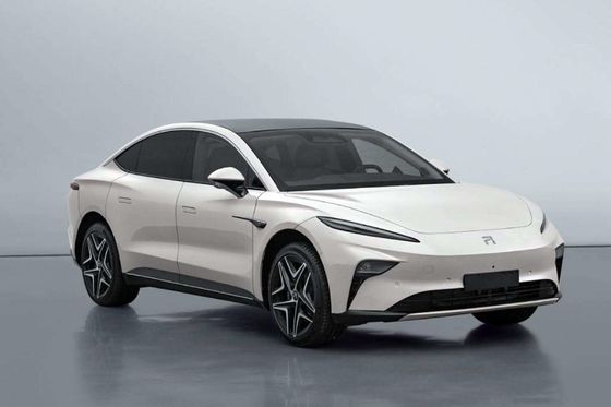 Feifan F7 coche eléctrico lujoso sedán de hatchback 666KM alcance