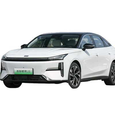 Geely Galaxy L6 Sedan eléctrico chino Enchufe en sedán híbrido 1370KM L2 Conducción asistida