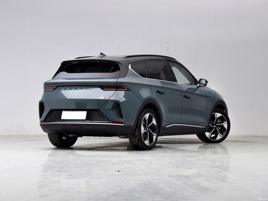 ARCFOX αT SUV eléctrico de 5 plazas Huawei L2 con conducción inteligente Vida útil de la batería 480KM-688KM