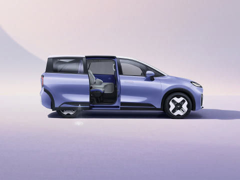 ARCFOX Koala chino sedán eléctrico pequeño MPV L2 Conducción asistida
