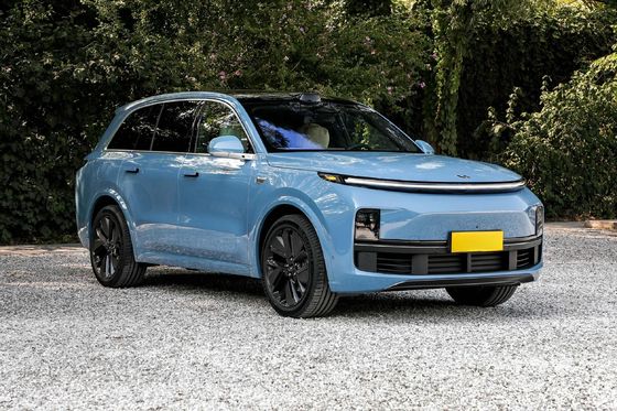 LI XIANG L8 Auto SUV de lujo de 6 plazas con autonomía eléctrica pura 1315 kilómetros