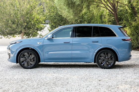 LI XIANG L8 Auto SUV de lujo de 6 plazas con autonomía eléctrica pura 1315 kilómetros