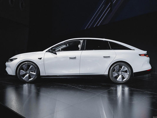 Leapmotor C01 sedan eléctrico chino 525KM-717KM con puertas sin marco