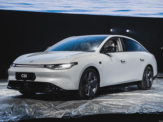 Leapmotor C01 sedan eléctrico chino 525KM-717KM con puertas sin marco