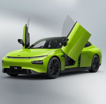 Xpeng P7 coches eléctricos chinos sedán de energía nueva 4 puertas 5 asientos de conducción