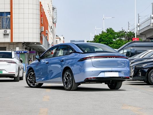 El nuevo sedán eléctrico de Aion S Max GAC con dos versiones con un alcance de 510KM-610KM