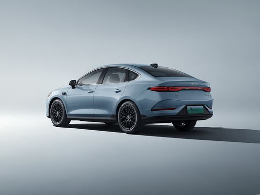 Segunda generación BYD Qin Plus 2025 DM-i Edición de Conducción Inteligente, con características mejoradas, contando el mismo precio. El modelo de conducción inteligente con la mejor relación costo-rendimiento