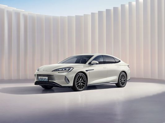 2025 BYD-SEAL 07 DM-i Intelligent Drive Equipado con tecnología BYD Dmi de 5a generación. Tiene un alcance combinado de más de 2000KM. Mejor relación calidad-precio