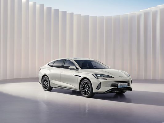 2025 BYD-SEAL 07 DM-i Intelligent Drive Equipado con tecnología BYD Dmi de 5a generación. Tiene un alcance combinado de más de 2000KM. Mejor relación calidad-precio