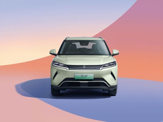 2025 BYD Yuan UP. tiene nuevas características de conducción inteligente. alcance eléctrico puro de 301KM-401KM. mejor relación calidad-precio