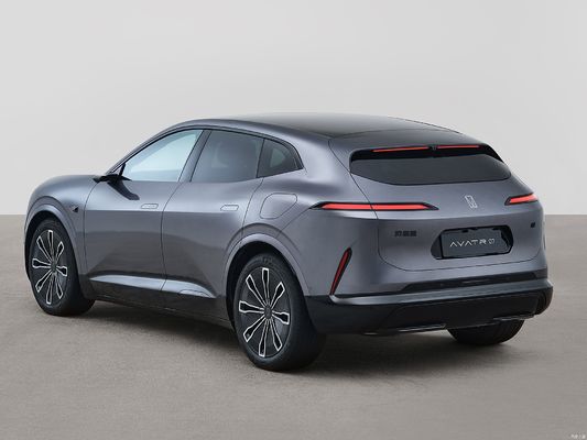Changan Avatr 07 es una nueva marca de gama alta creada conjuntamente por CATL, Huawei y Chang'an Automobile.lo que lo convierte en el conductor inteligente más rentable.
